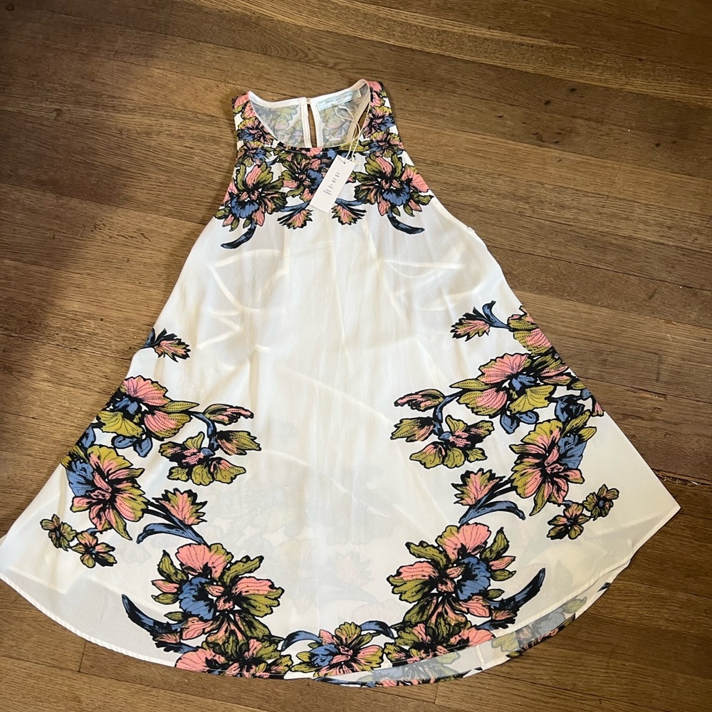 Romeo + Juliet floral cutout coverup